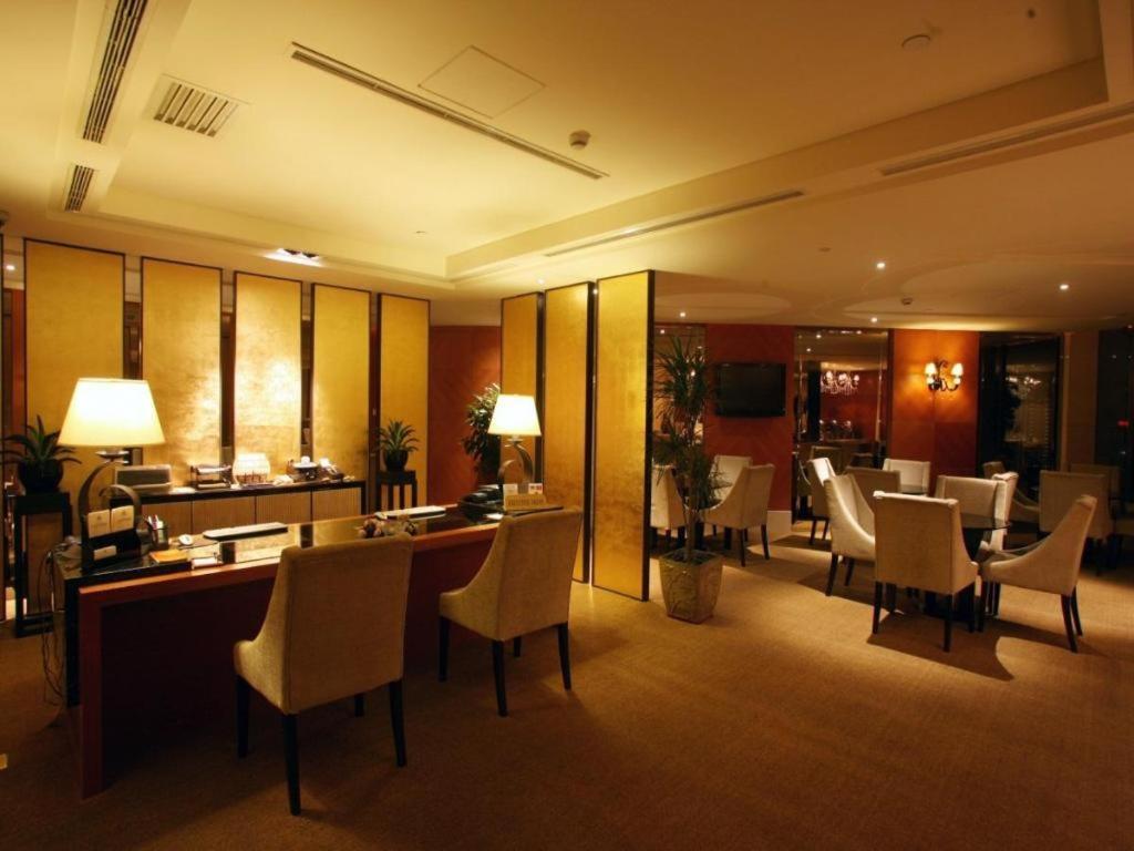 Huana Hotel Minhang Шанхай Екстериор снимка
