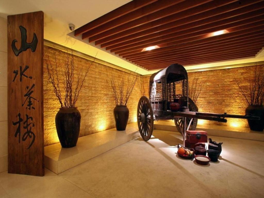 Huana Hotel Minhang Шанхай Екстериор снимка