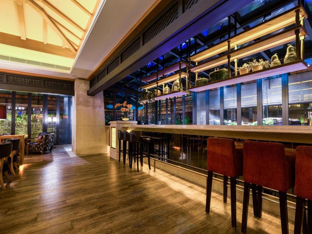 Huana Hotel Minhang Шанхай Екстериор снимка