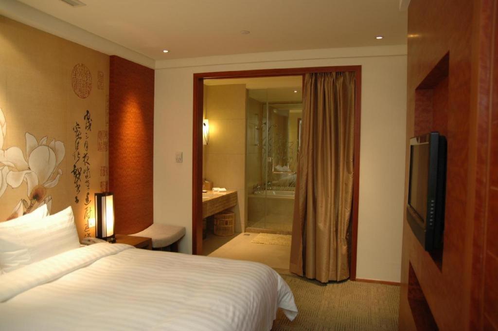 Huana Hotel Minhang Шанхай Екстериор снимка
