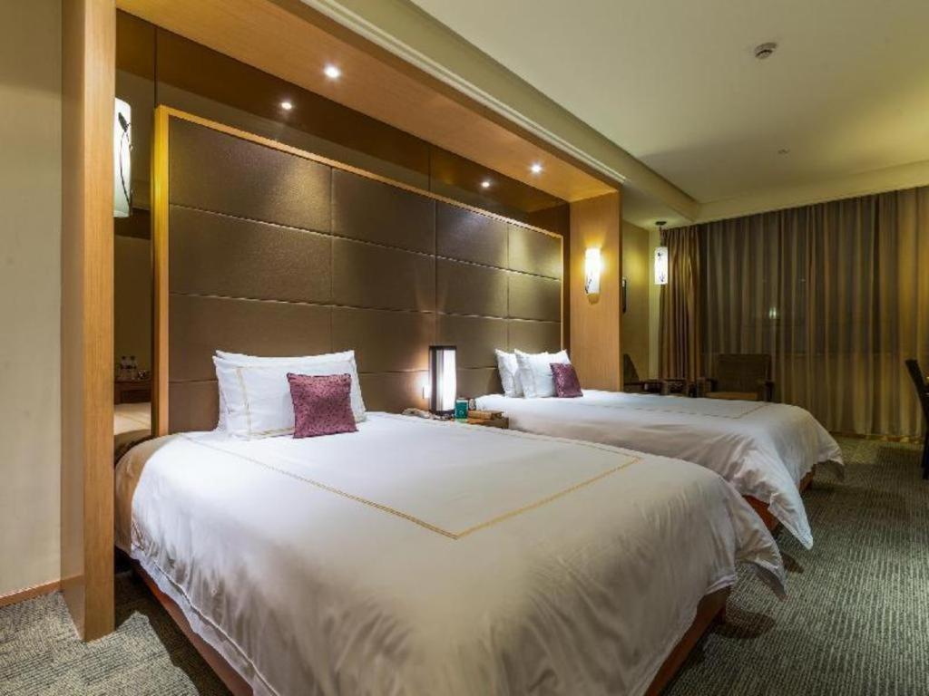 Huana Hotel Minhang Шанхай Екстериор снимка