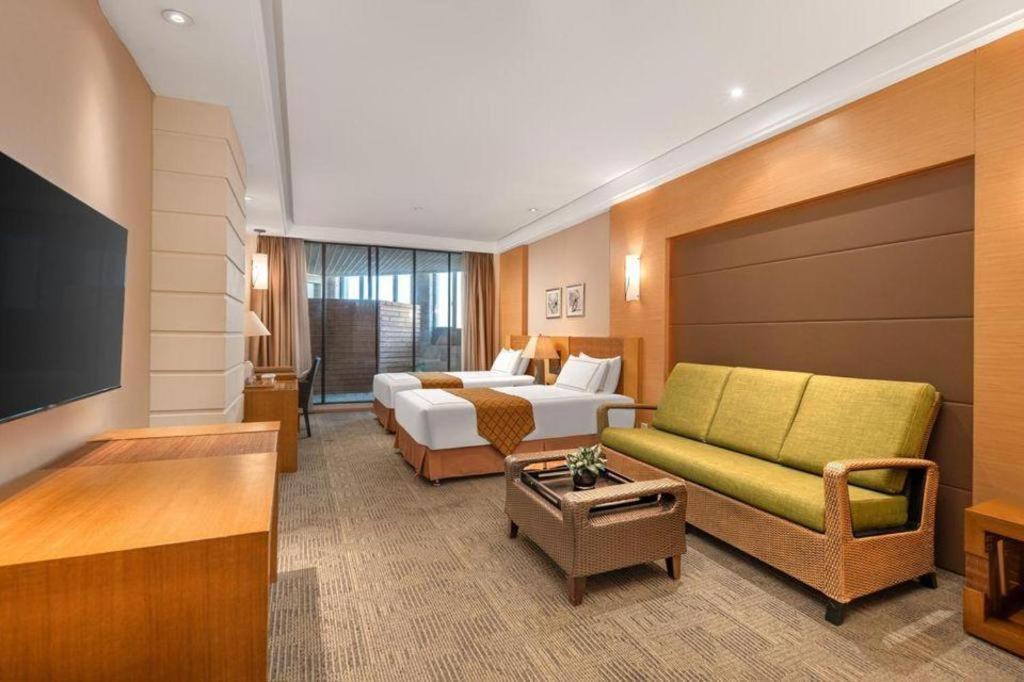 Huana Hotel Minhang Шанхай Екстериор снимка