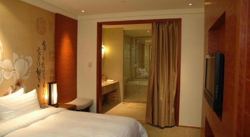 Huana Hotel Minhang Шанхай Екстериор снимка