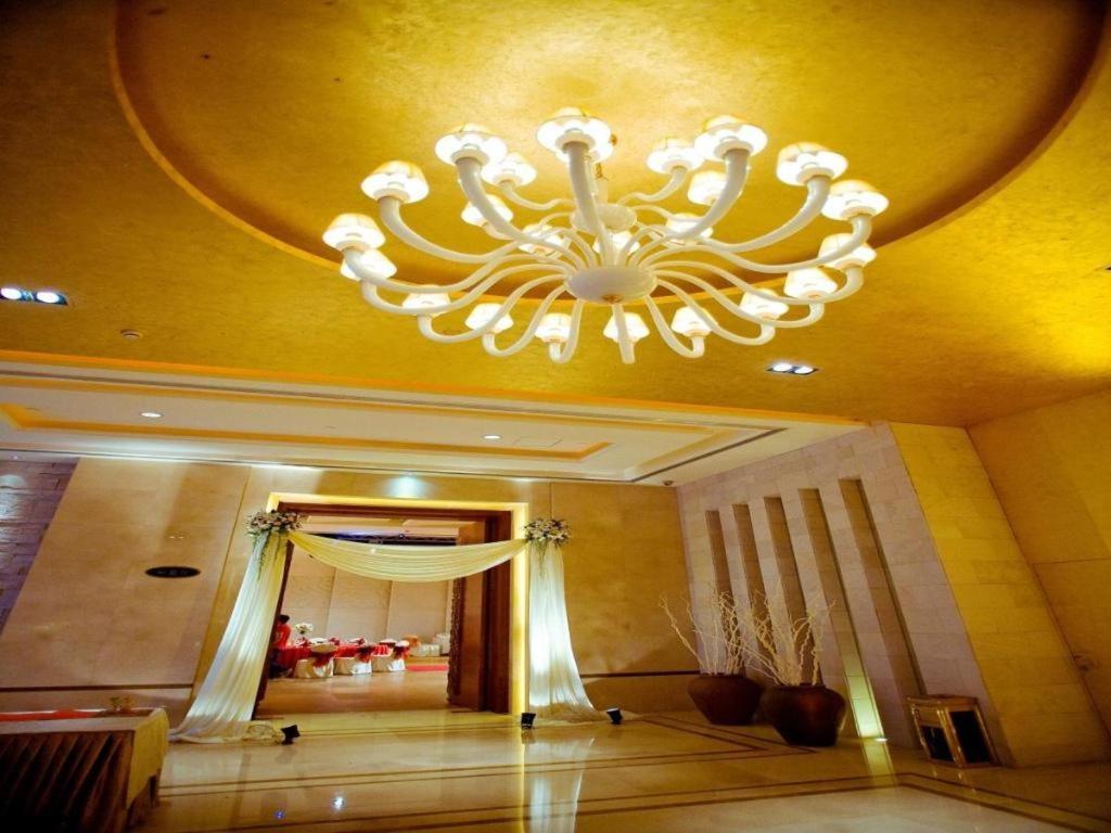 Huana Hotel Minhang Шанхай Екстериор снимка